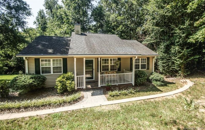 820 Clearview Ct, Concord, NC 28025