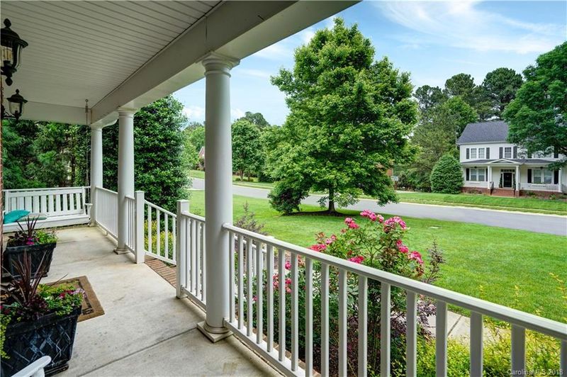 4498 Rustling Woods Dr #282, Denver, NC 28037