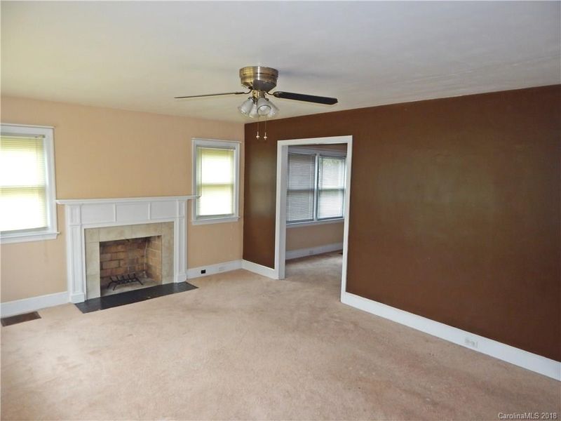 915 S Confederate Ave, Rock Hill, SC 29730