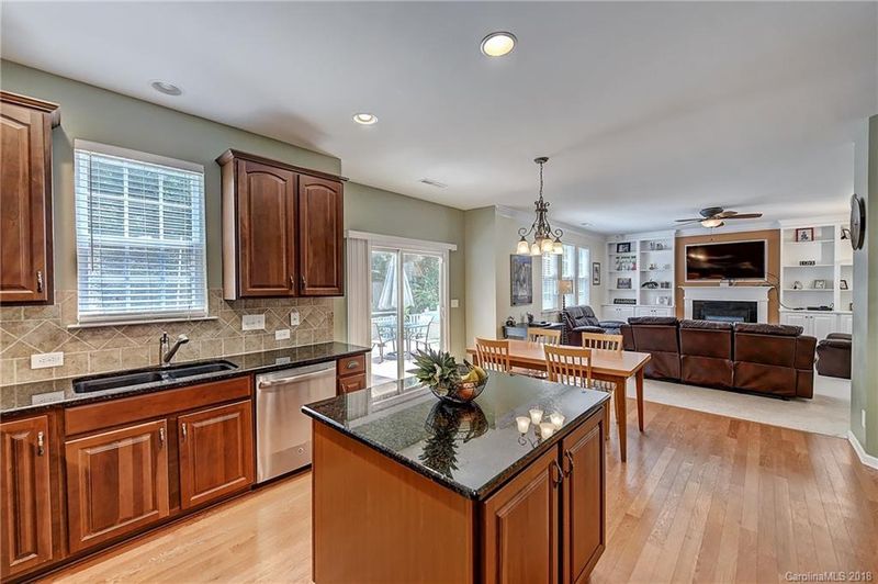 5719 Cactus Valley Rd, Charlotte, NC 28277