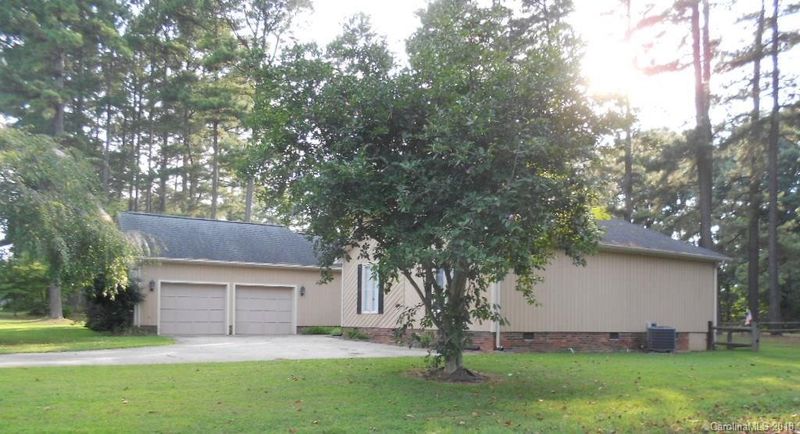 8053 Fairfield Forest Rd #1, Denver, NC 28037