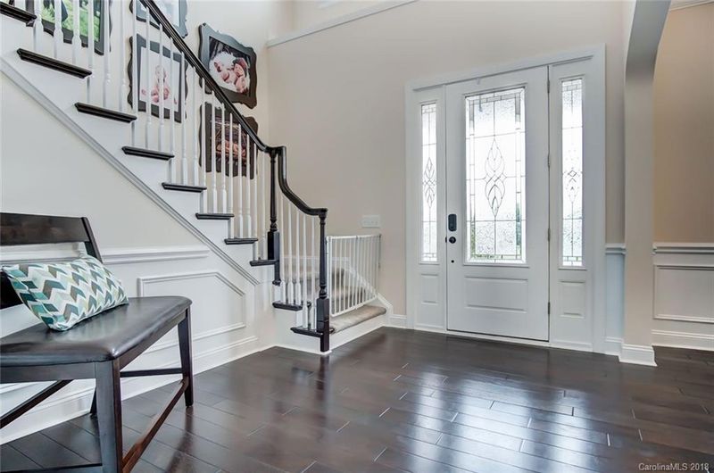 1121 Oleander Ln, Waxhaw, NC 28173