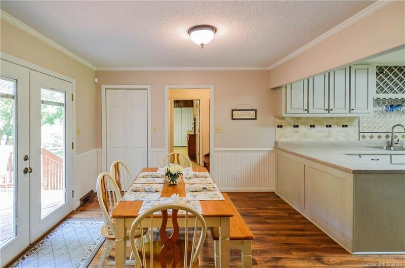 8378 Pompano Rd, Harrisburg, NC 28075