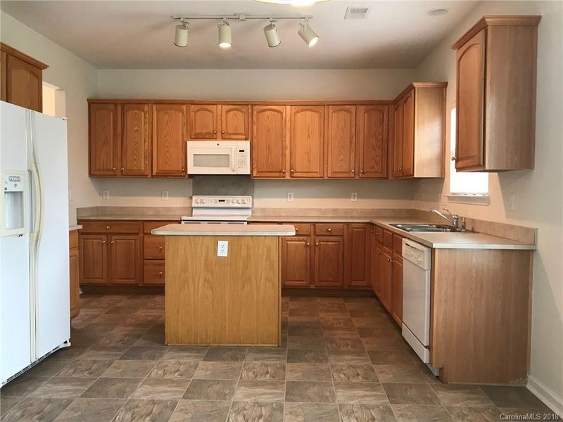 1020 Brook Valley Rn, Monroe, NC 28110