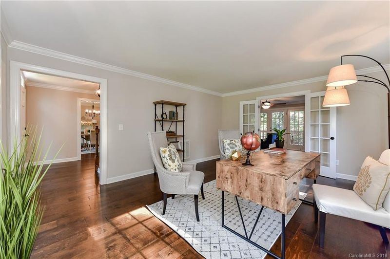 5404 Winsland Ln, Charlotte, NC 28277