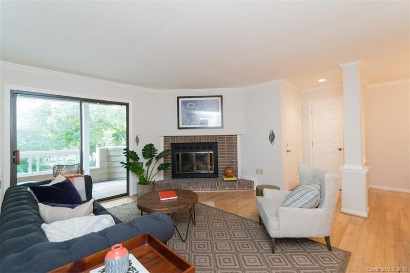 413 W 8th St #K, Charlotte, NC 28202