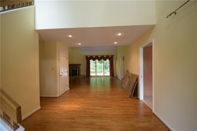 2947 8th Street Ct, Hickory, NC 28601