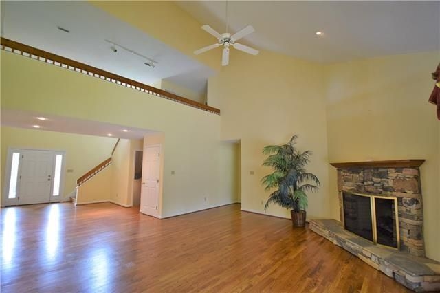 2947 8th Street Ct, Hickory, NC 28601
