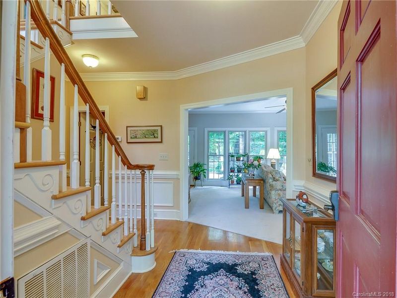 5301 Remford Ct, Charlotte, NC 28215