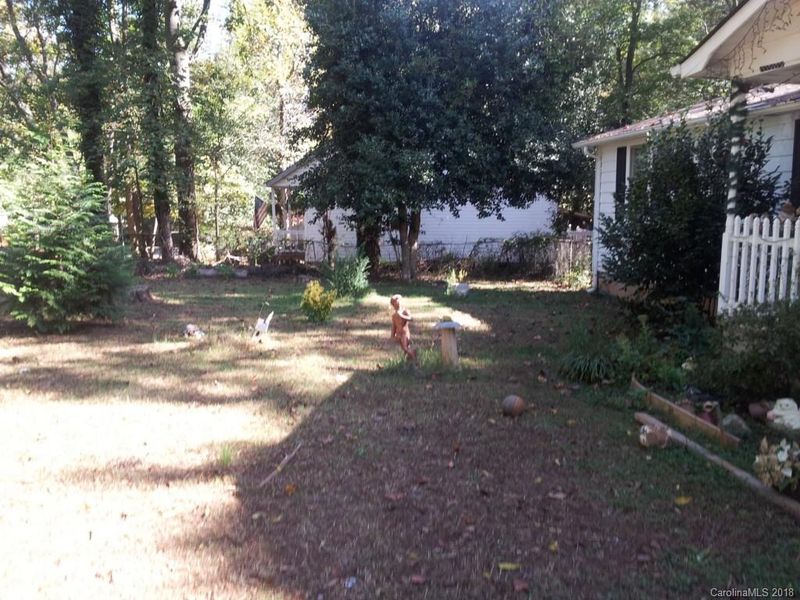 3830 Durham Ln, Charlotte, NC 28269