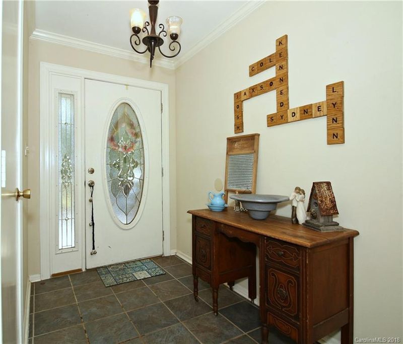497 Meadowlark Cir, Concord, NC 28025