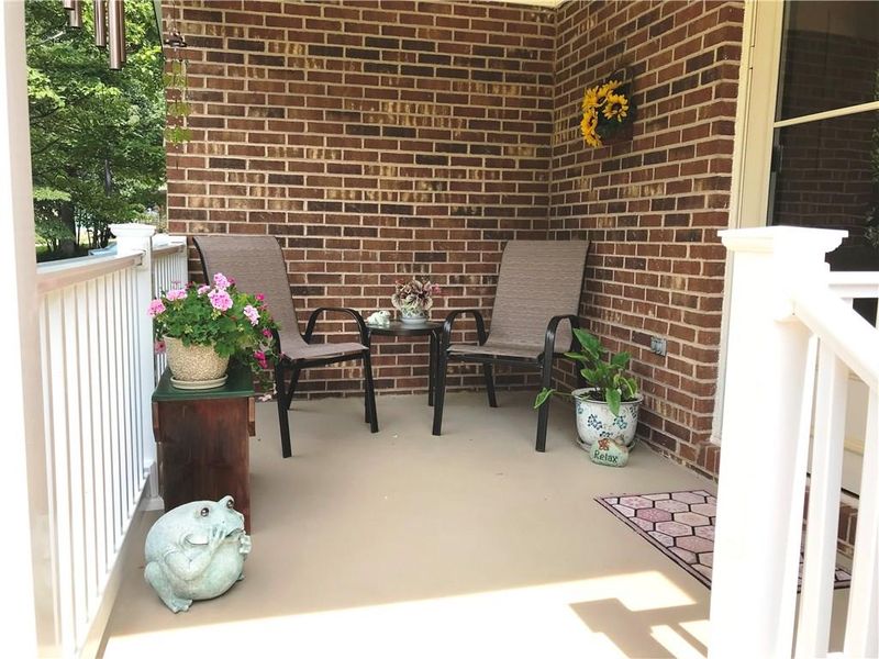 3790 Mattingly Dr, Hickory, NC 28602