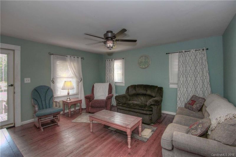 124 Bryant St, Belmont, NC 28012