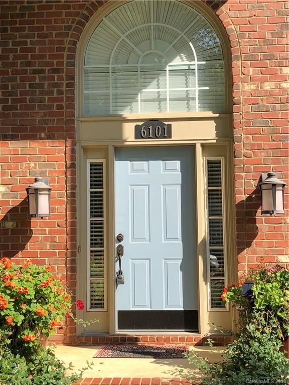 6101 Bells Mill Dr, Charlotte, NC 28269