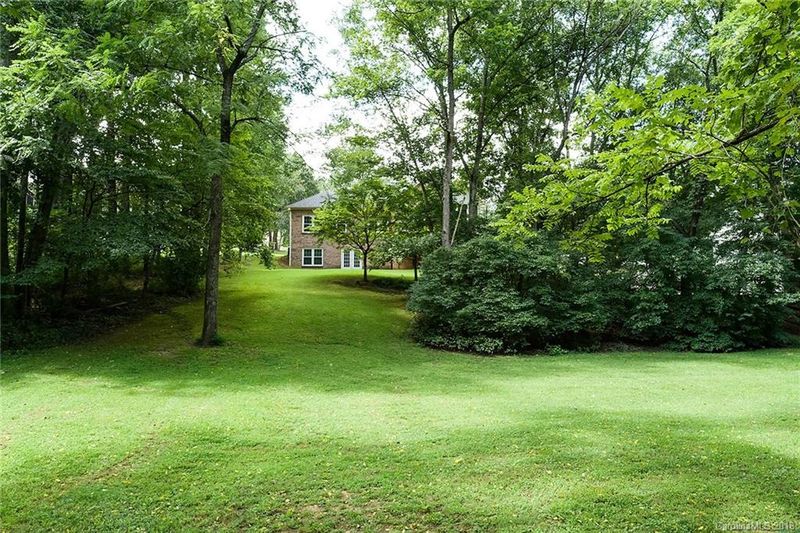 262 Caroline Ct, Denver, NC 28037