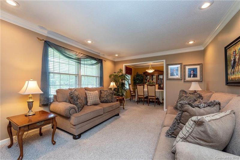 1325 Hawthorne Rd, Lancaster, SC 29720