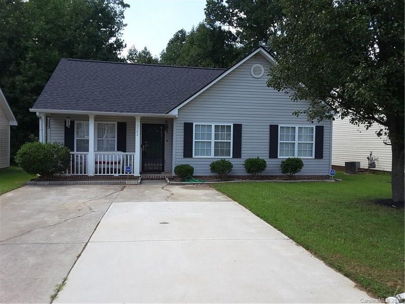 2261 E Blue Hampton Ln E #15, Charlotte, NC 28213