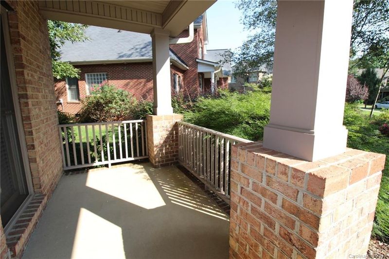 2325 Normandin Ct, Charlotte, NC 28216