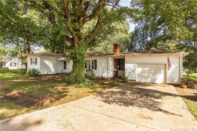 807 Virginia St, Kannapolis, NC 28083