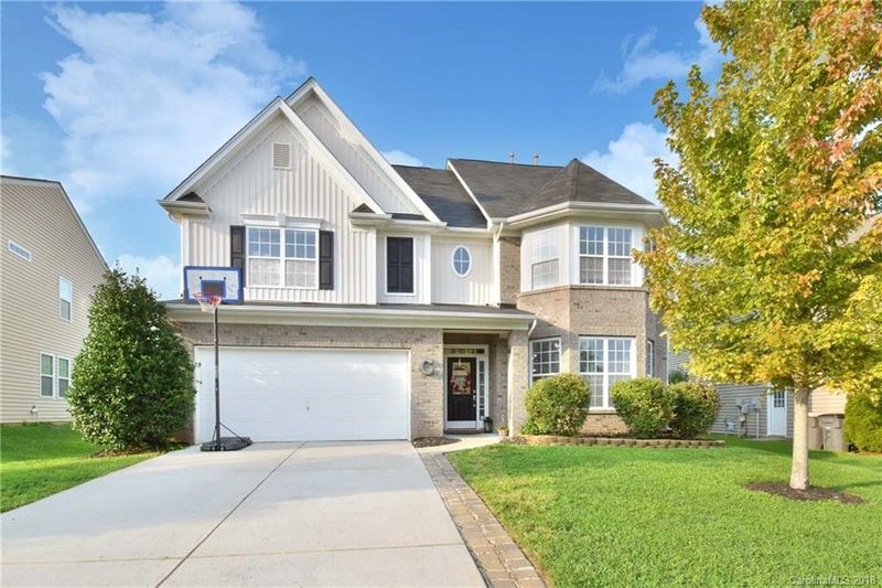 10930 Hat Creek Ln, Davidson, NC 28036
