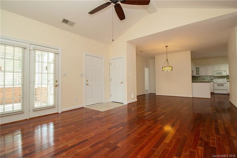 8206 Olde Troon Dr, Charlotte, NC 28277