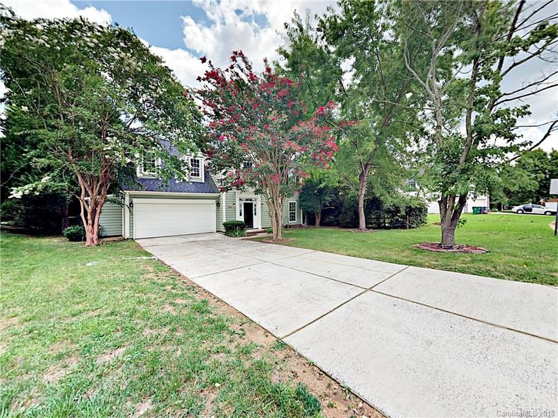 6708 Bickham Ln, Charlotte, NC 28269
