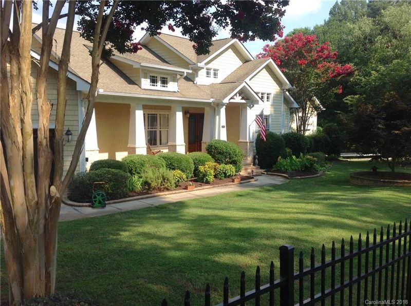 20224 Norman Colony Rd, Cornelius, NC 28031