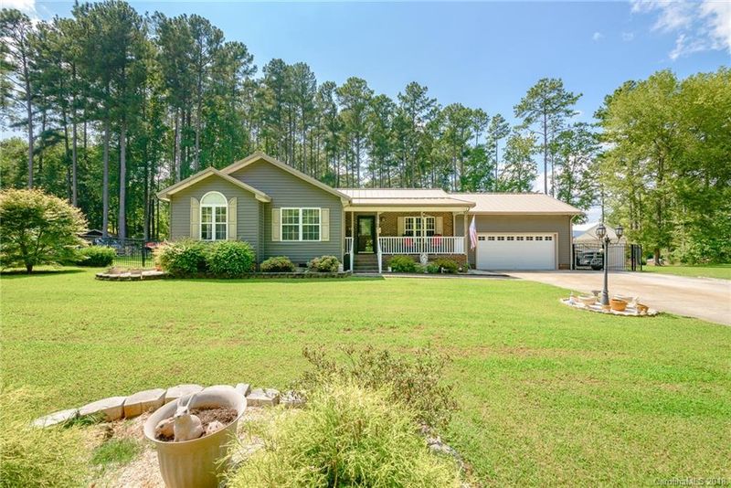 4865 Burton Ln, Denver, NC 28037