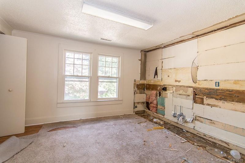 417 Spring St NW, Concord, NC 28025