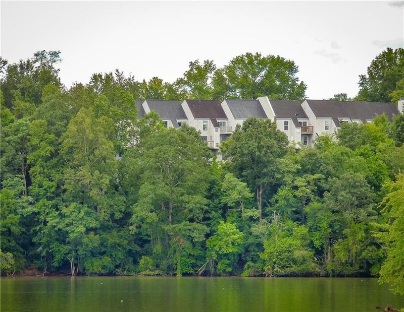 1050 21st Ave NW #56, Hickory, NC 28601