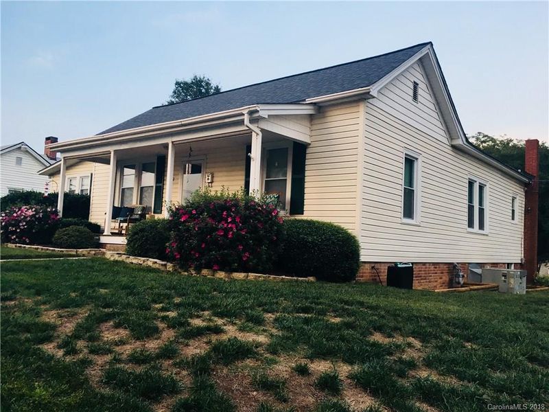622 Juniper St N, Kannapolis, NC 28081