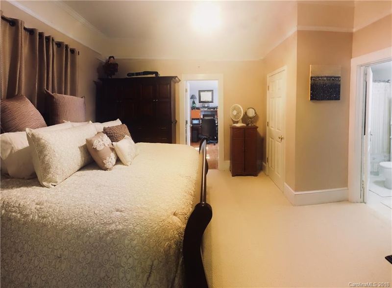 622 Juniper St N, Kannapolis, NC 28081