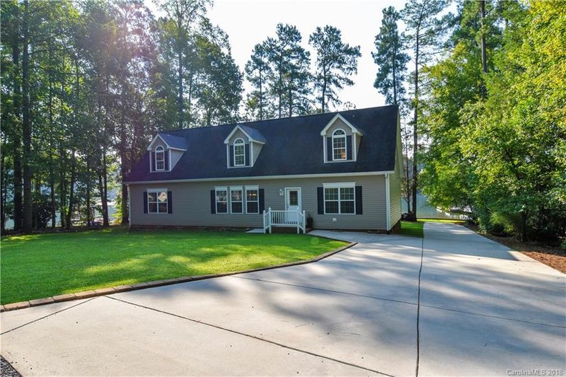 245 Kenway Loop, Mooresville, NC 28117