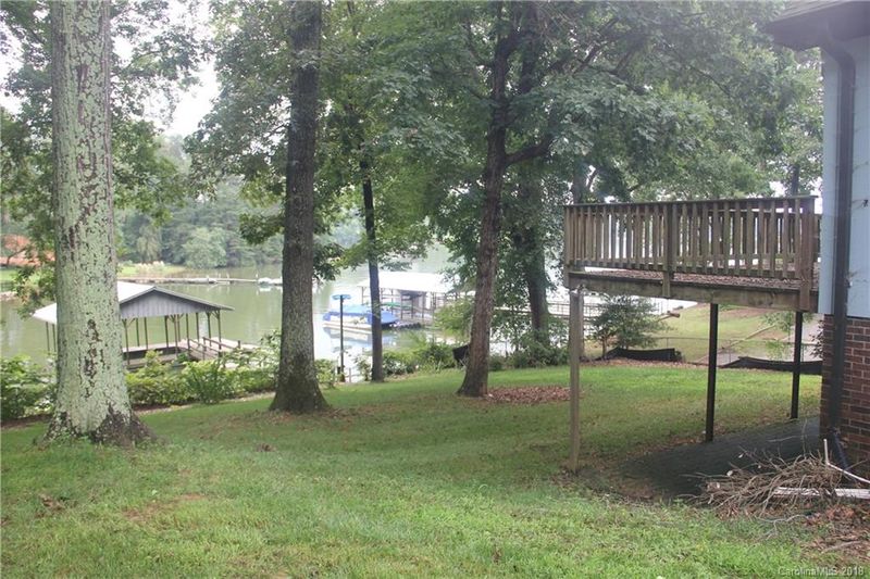 107 Arbor Way Ln, Troutman, NC 28166