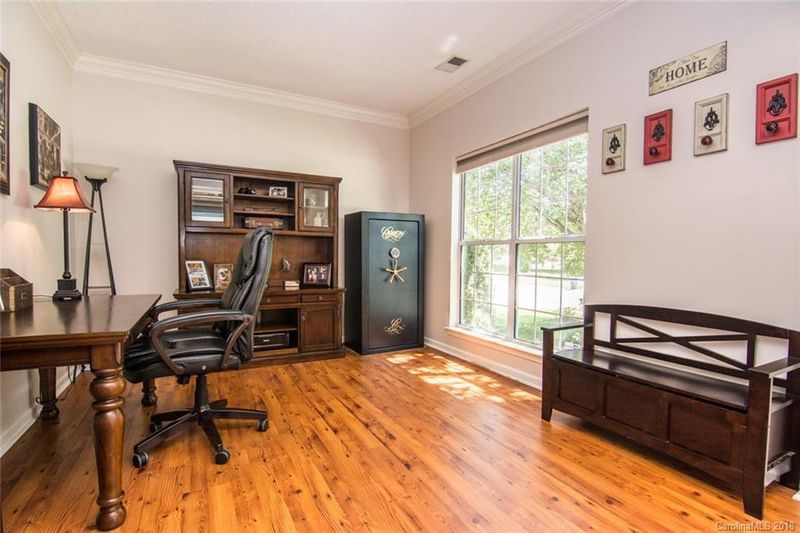 10117 Prosperity Point Ln, Charlotte, NC 28269