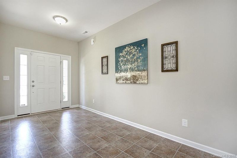 9526 Currier Rd, Charlotte, NC 28215
