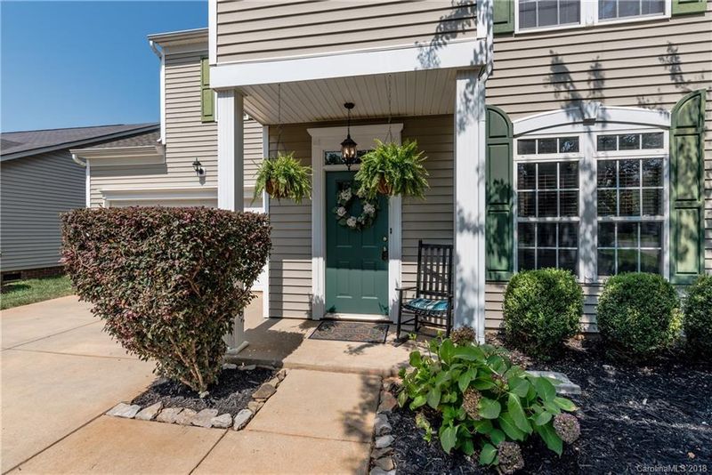 1135 Hipp Rd, Charlotte, NC 28216