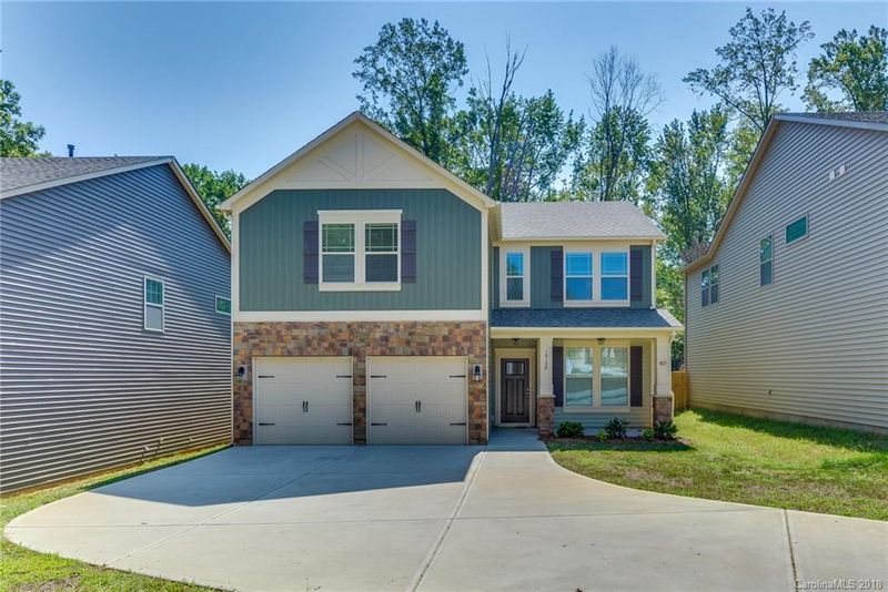 10132 Michael Crossing Dr, Charlotte, NC 28213