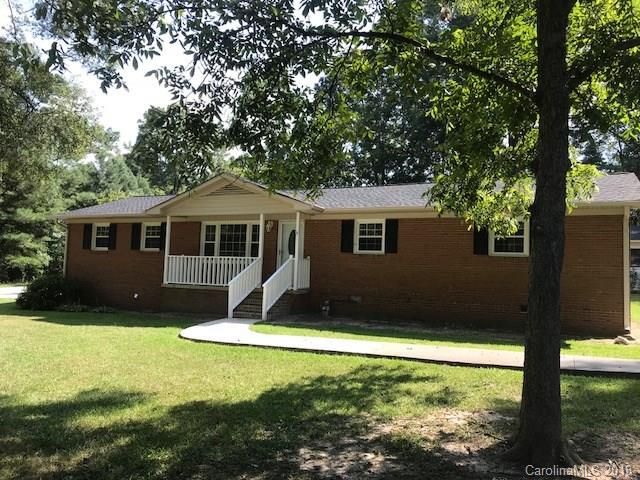 2324 - 2316 Continental Dr, Lancaster, SC 29720