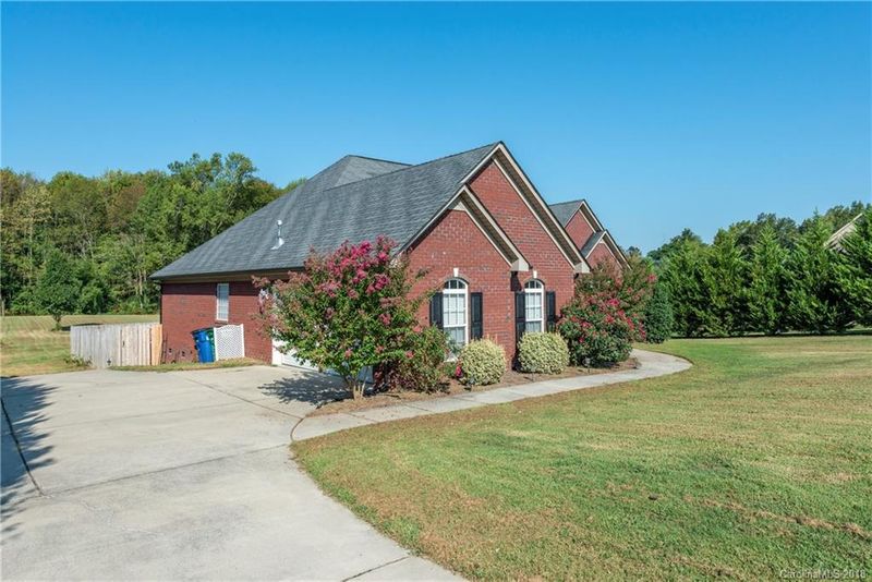 1902 Fletcher Broome Rd, Monroe, NC 28112