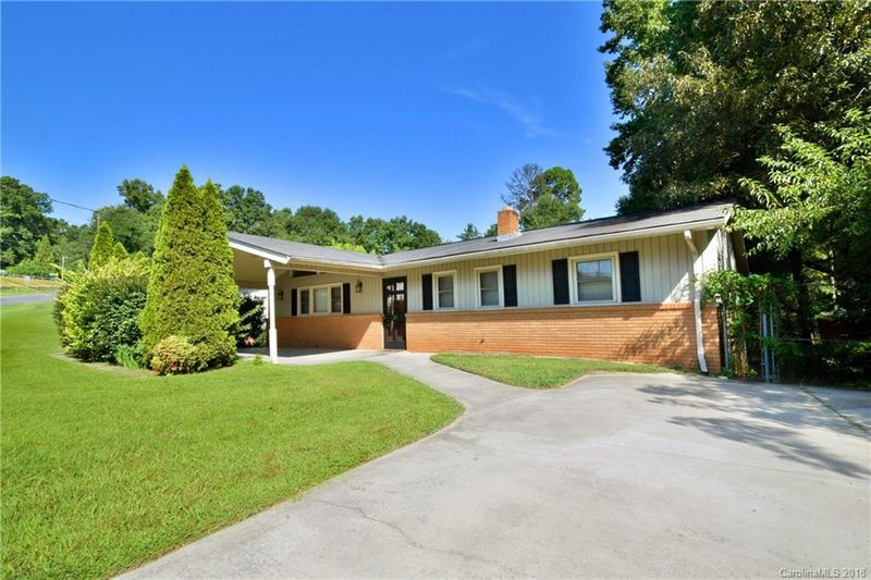 23 Rollingwood Dr SW, Concord, NC 28025