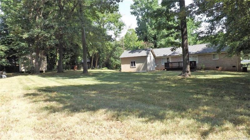 1200 Crown Ct, Charlotte, NC 28211
