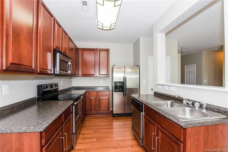 9047 Paddle Oak Rd, Charlotte, NC 28227