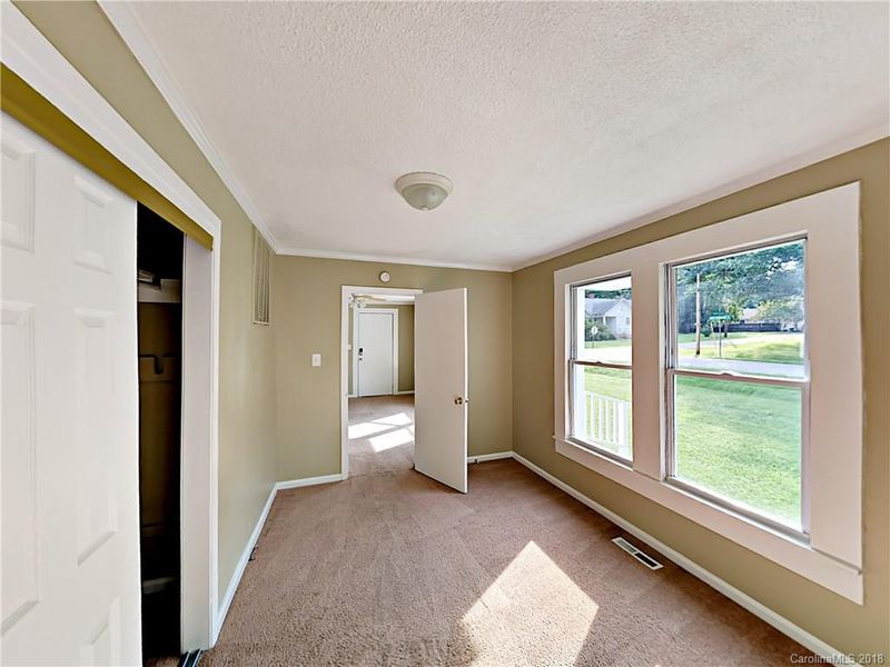 507 Plymouth St, Kannapolis, NC 28083