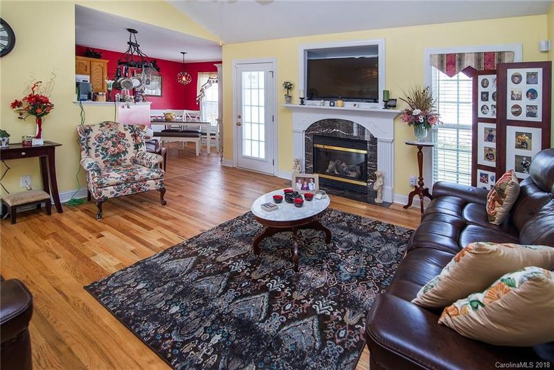 1236 Danielle Downs Ct SE, Concord, NC 28025