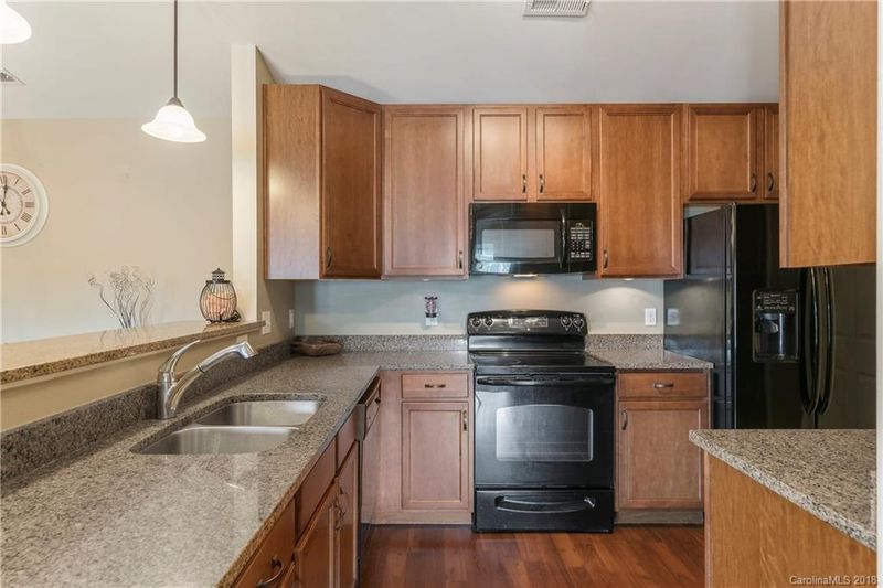 19878 Deer Valley Rd, Cornelius, NC 28031