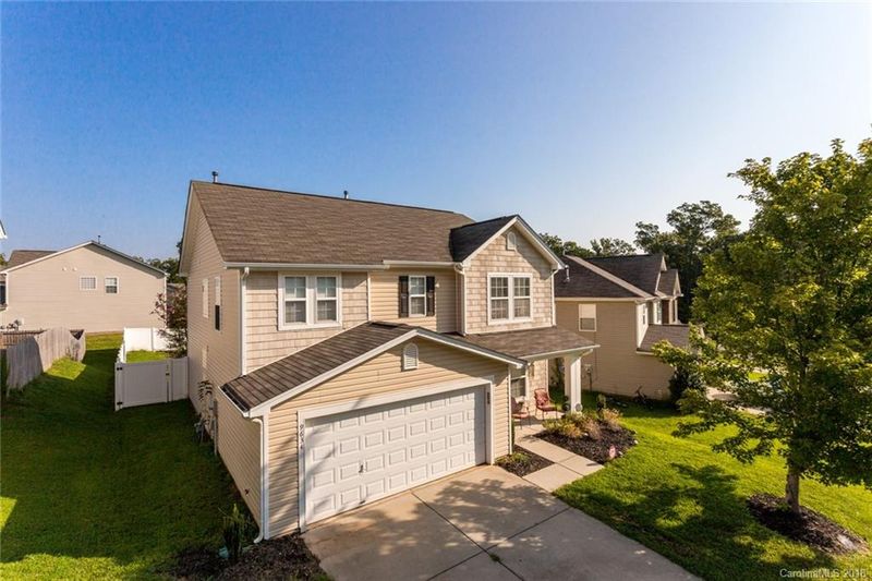 9634 Falling Stream Dr, Charlotte, NC 28214