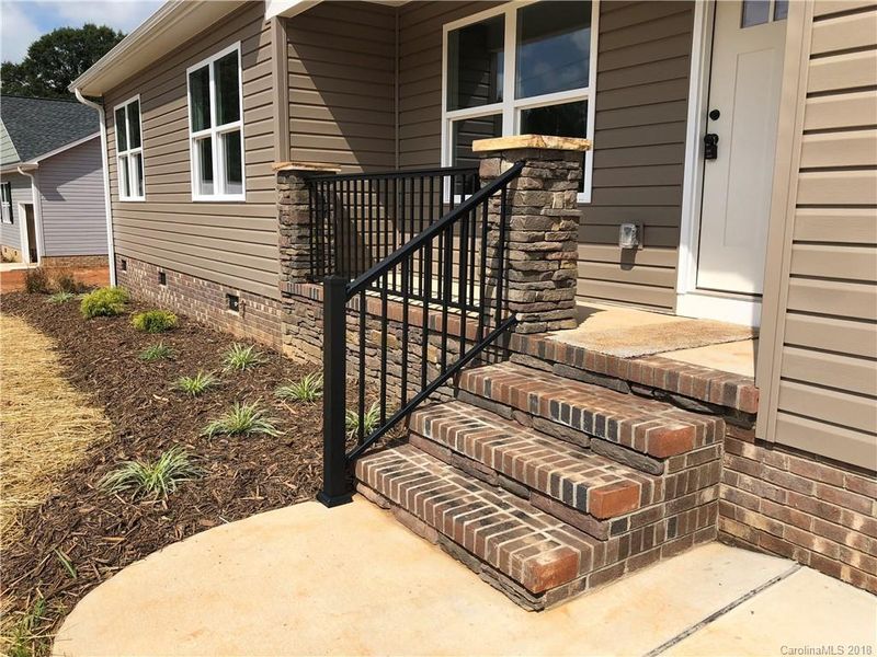 1728 Delview Rd, Cherryville, NC 28021