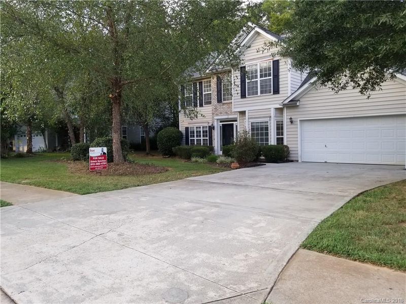 8117 Mccarron Way, Charlotte, NC 28215