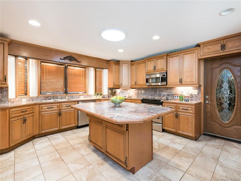 3937 Rounding Run Rd, Charlotte, NC 28277
